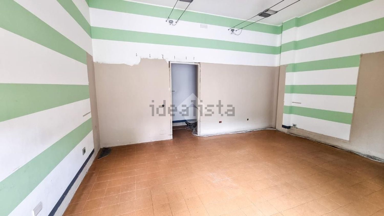 negozio in affitto a Calolziocorte