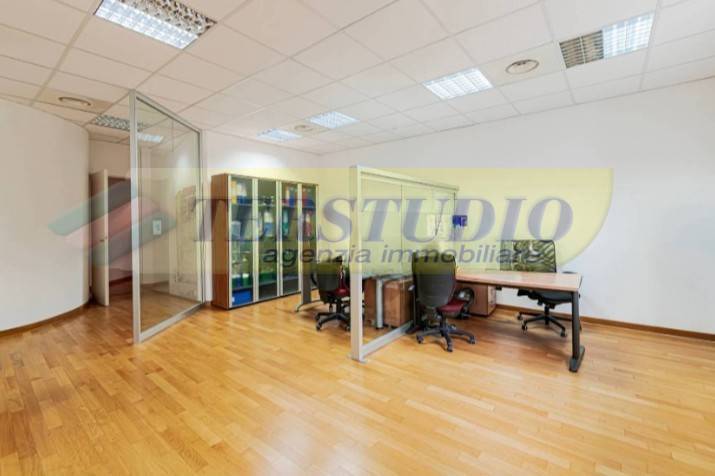 ufficio in affitto a Calolziocorte