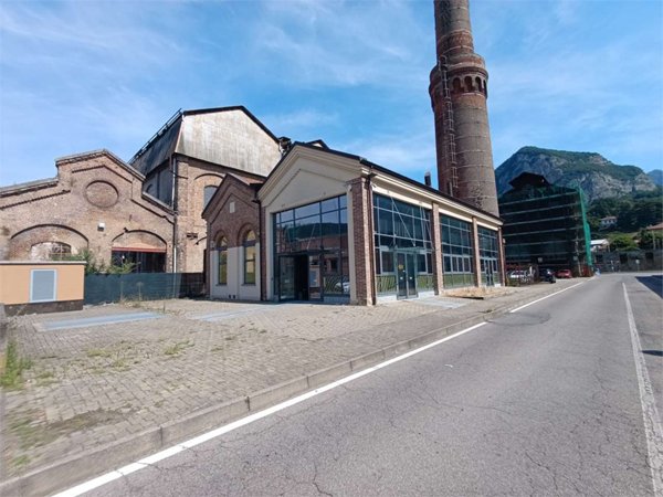negozio in affitto a Calolziocorte
