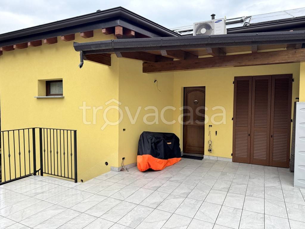 appartamento in affitto a Calolziocorte