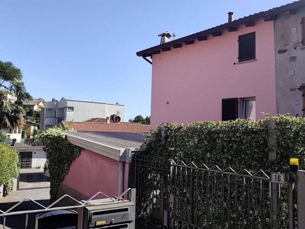 appartamento in affitto a Calolziocorte in zona Foppenico