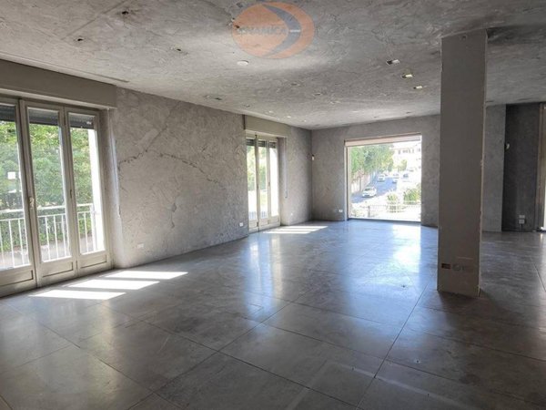 negozio in affitto a Casatenovo