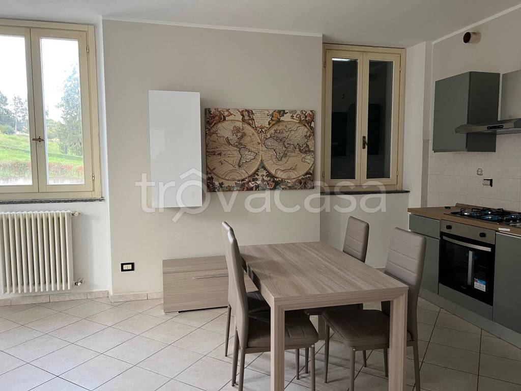 appartamento in affitto a Casatenovo