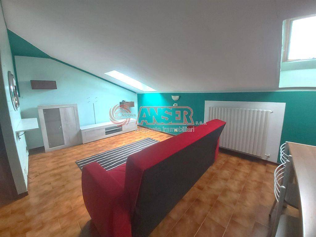 appartamento in affitto a Casatenovo