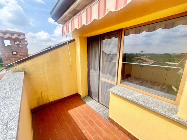 appartamento in affitto a Casatenovo