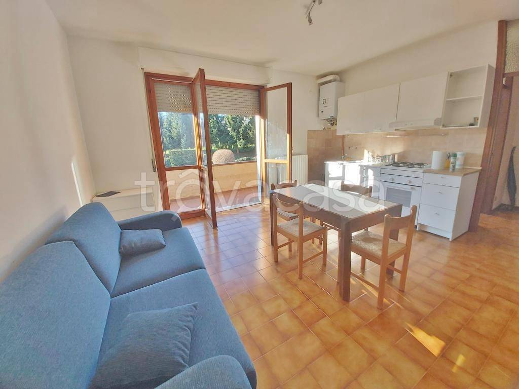 appartamento in affitto a Casatenovo