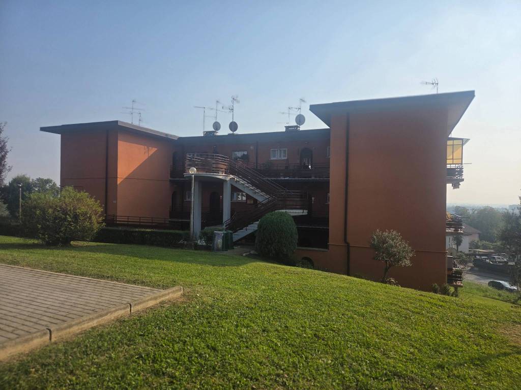 appartamento in affitto a Casatenovo