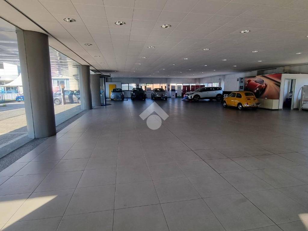 negozio in affitto a Casatenovo