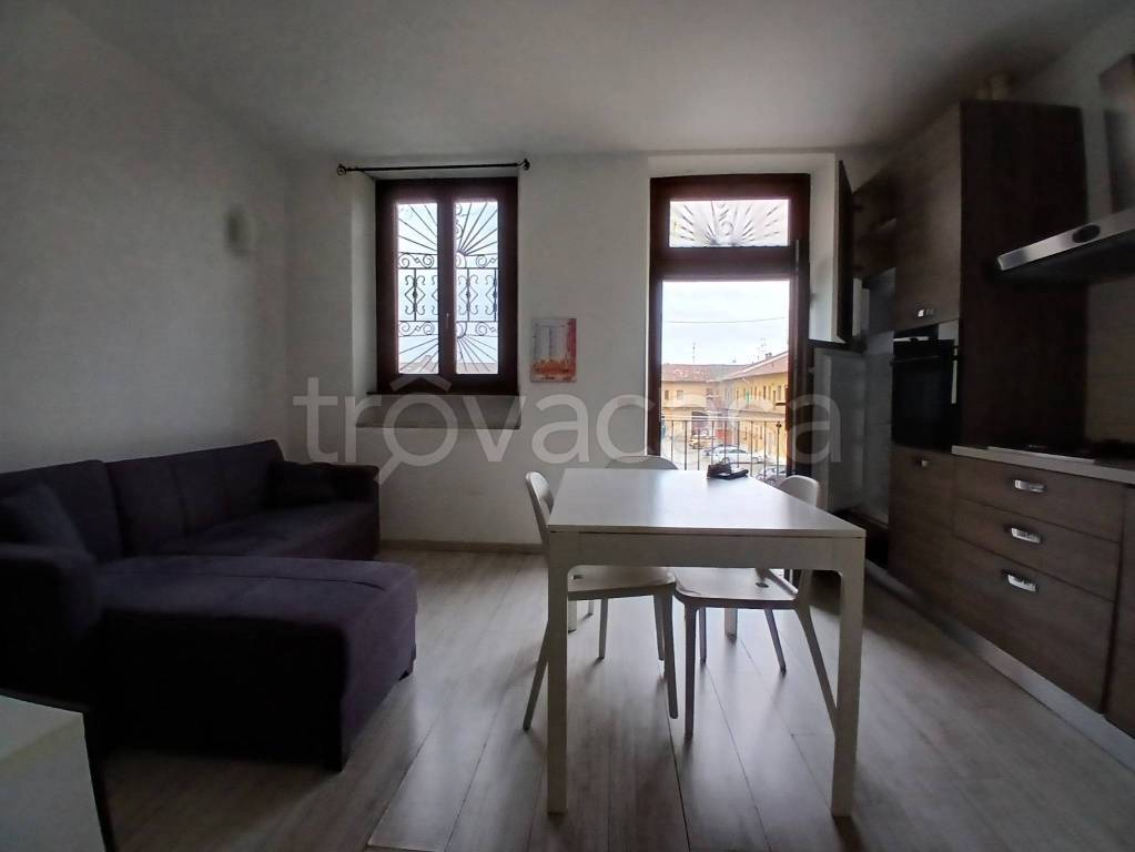 appartamento in affitto a Casatenovo in zona Campofiorenzo