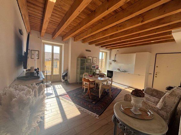 appartamento in affitto a Casatenovo