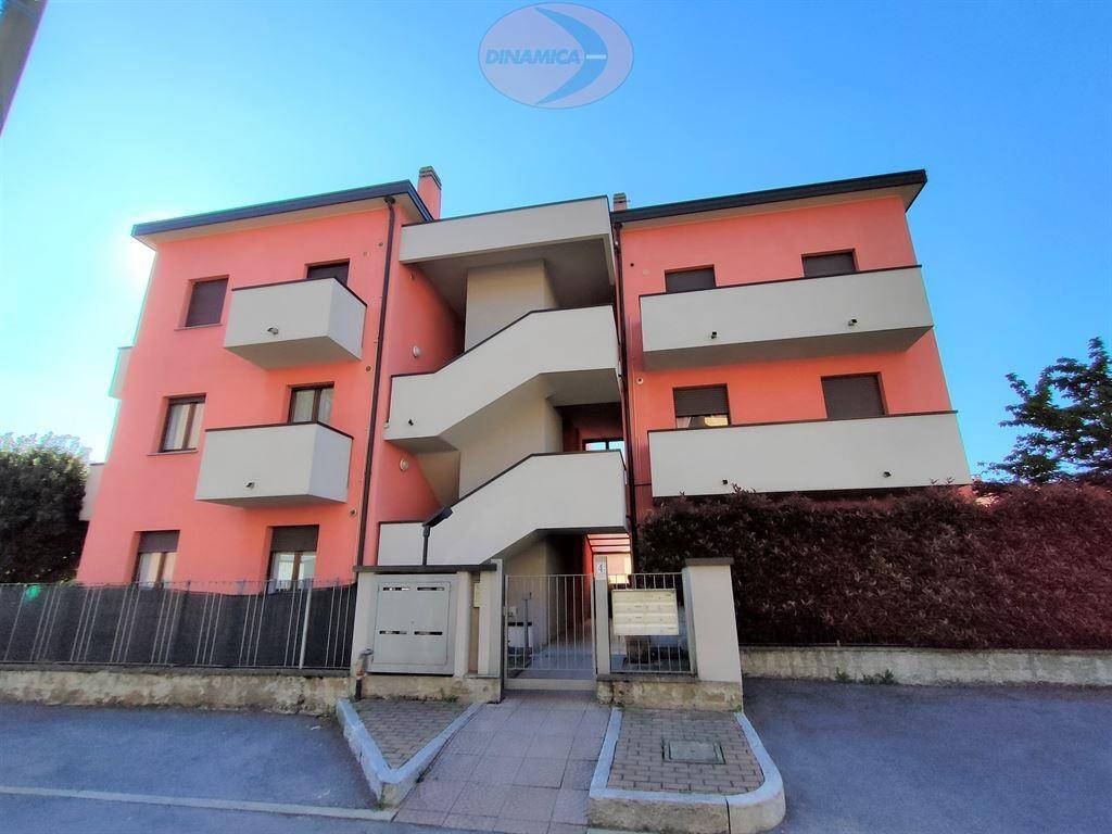 appartamento in affitto a Casatenovo