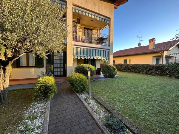 appartamento in affitto a Castello di Brianza in zona Cologna