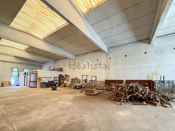appartamento in affitto a Castello di Brianza in zona Cologna