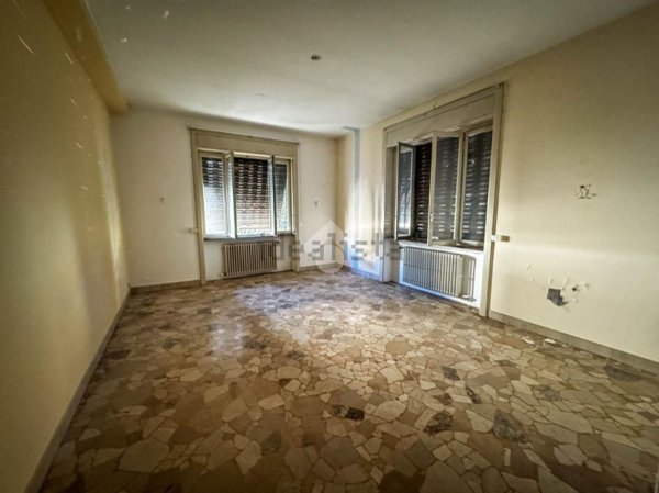 negozio in affitto a Cernusco Lombardone