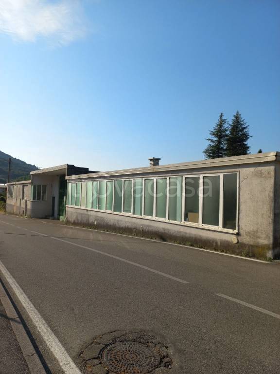 ufficio in affitto a Civate