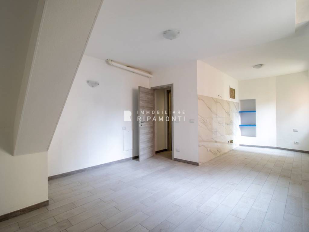 appartamento in affitto a Civate