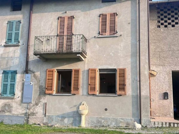 appartamento in affitto a Colico