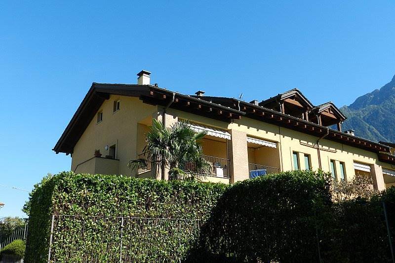 appartamento in affitto a Colico