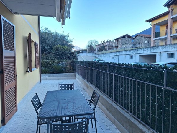 appartamento in affitto a Colico