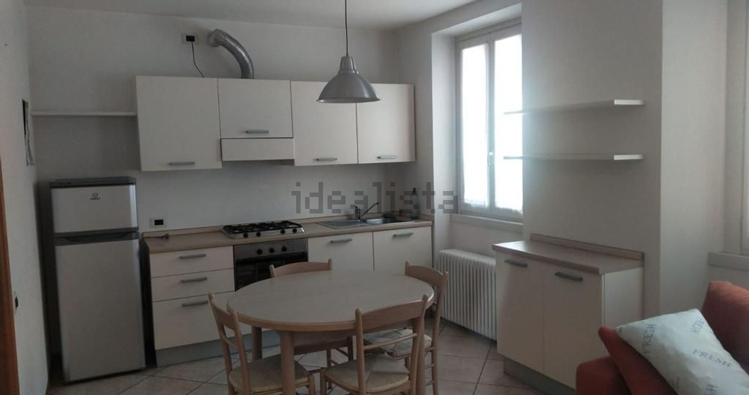 appartamento in affitto a Colico