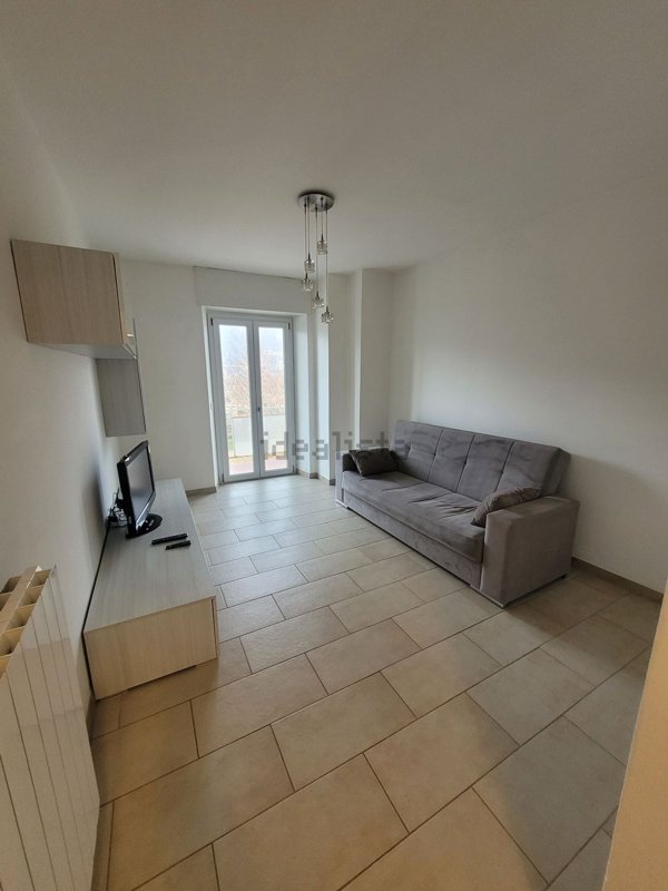 appartamento in affitto a Colico