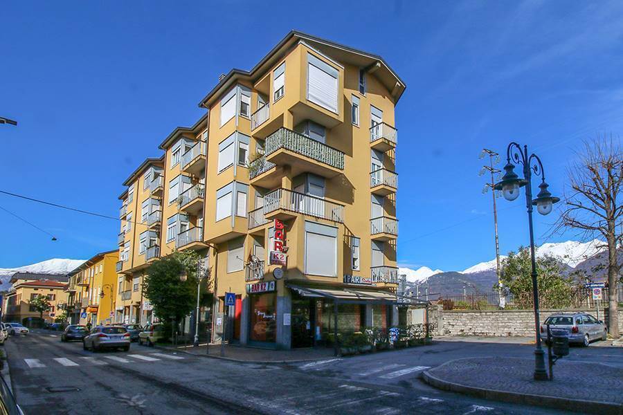 negozio in affitto a Colico