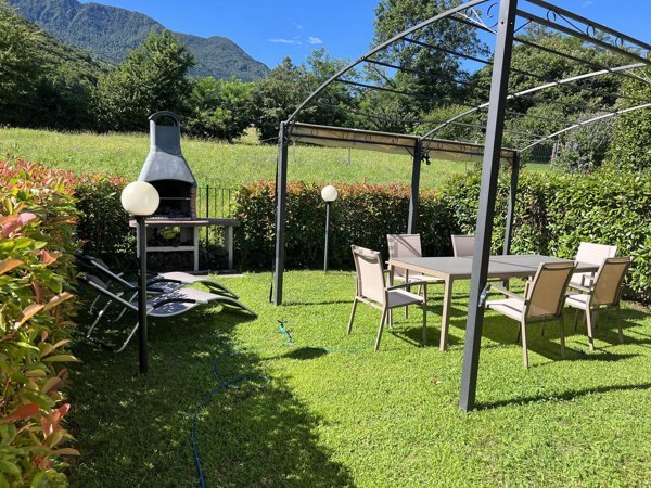 appartamento in affitto a Colico in zona Curcio