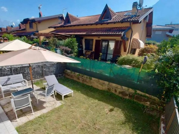 appartamento in affitto a Colico