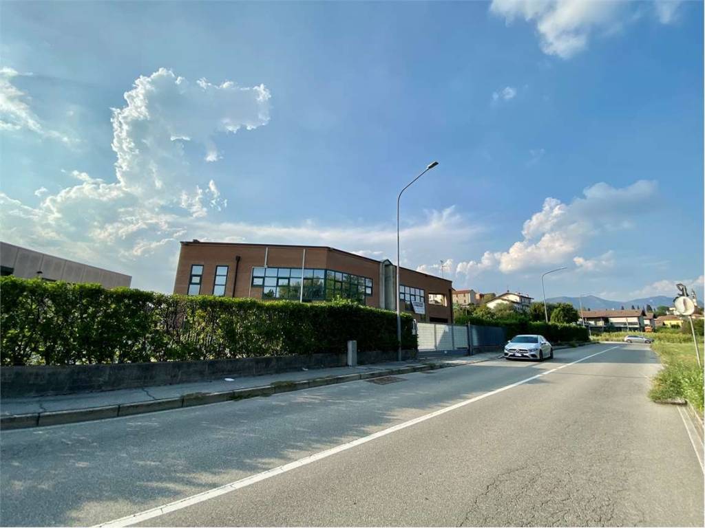 ufficio in affitto a Costa Masnaga