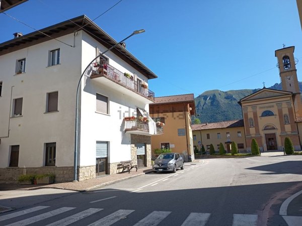 negozio in affitto a Cremeno