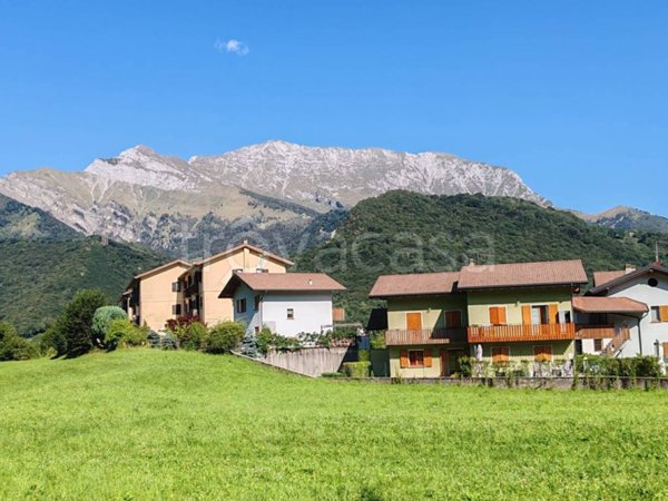 appartamento in affitto a Cremeno