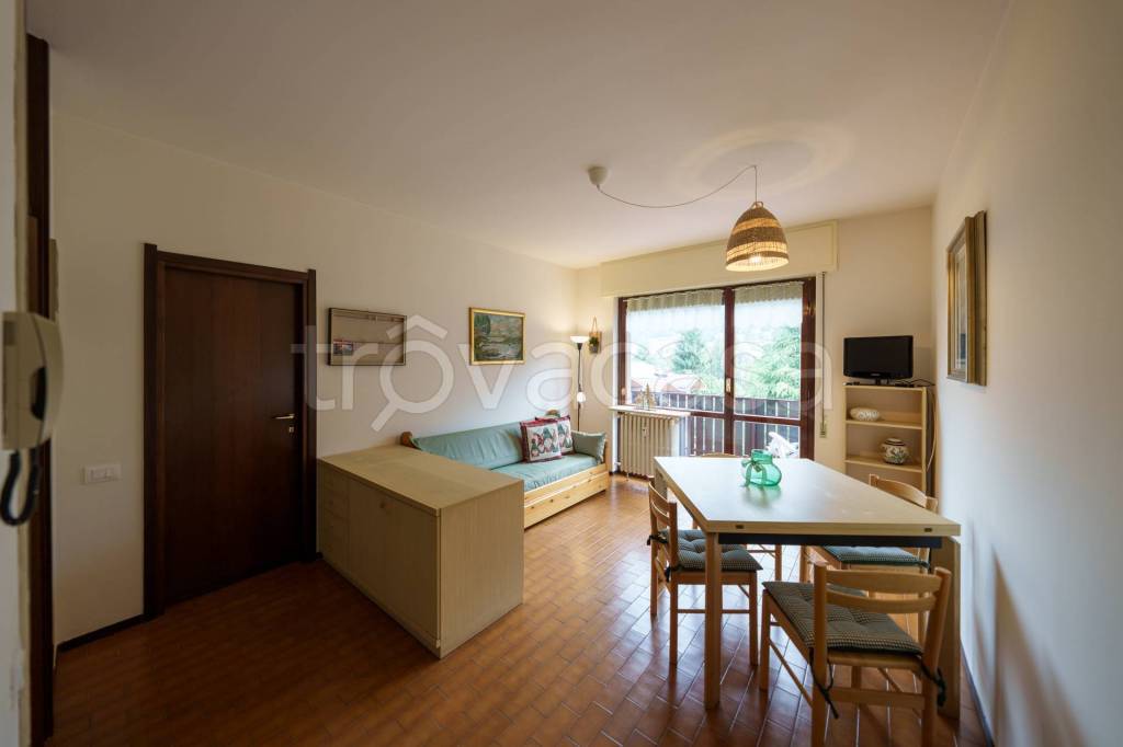 appartamento in affitto a Cremeno