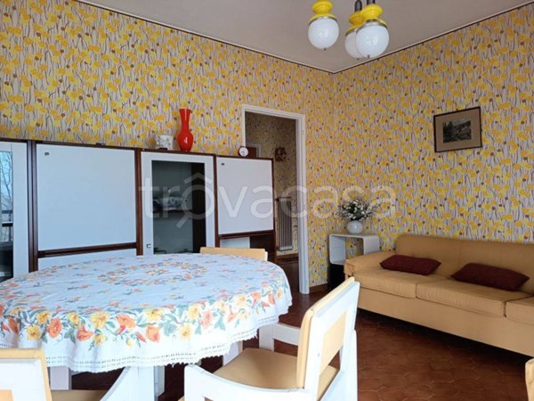 appartamento in affitto a Cremeno