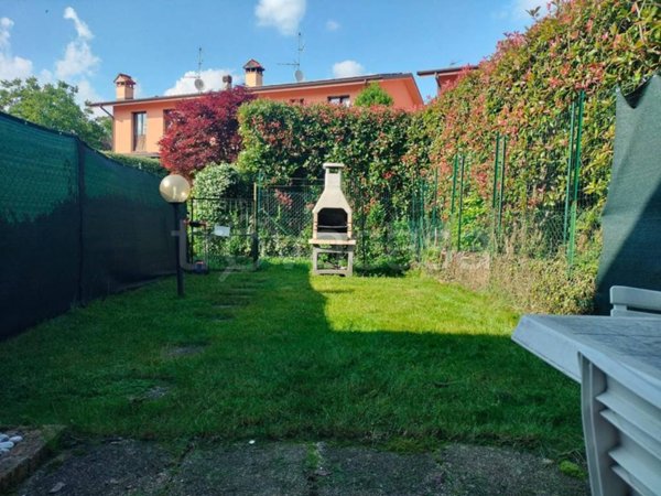 appartamento in affitto a Dolzago