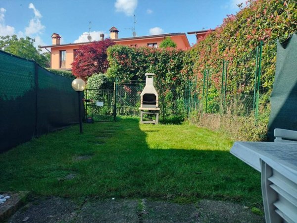 appartamento in affitto a Dolzago