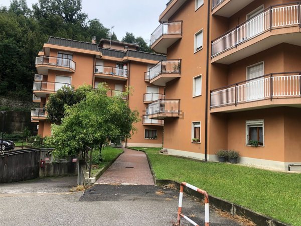 appartamento in affitto a Galbiate