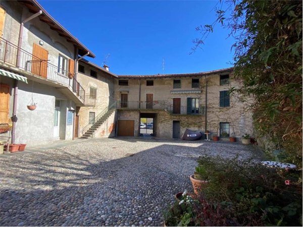 appartamento in affitto a Garlate