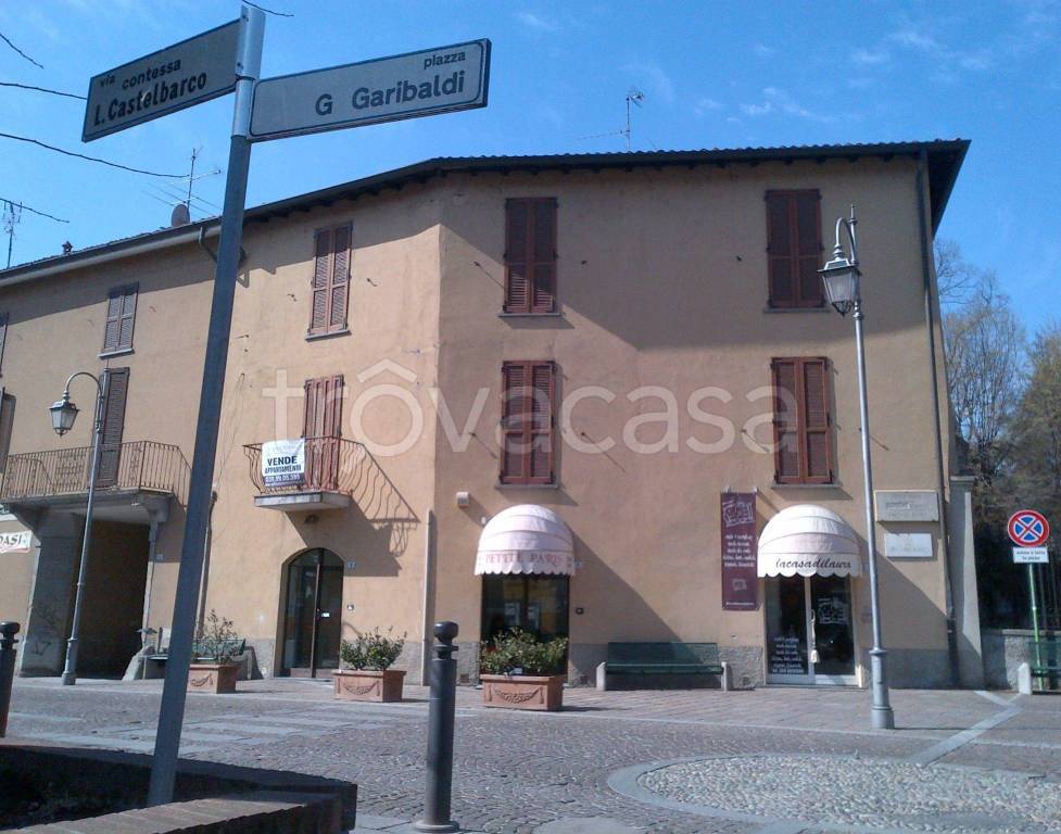 trivano in affitto ad Imbersago