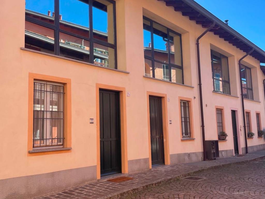 appartamento in affitto ad Imbersago