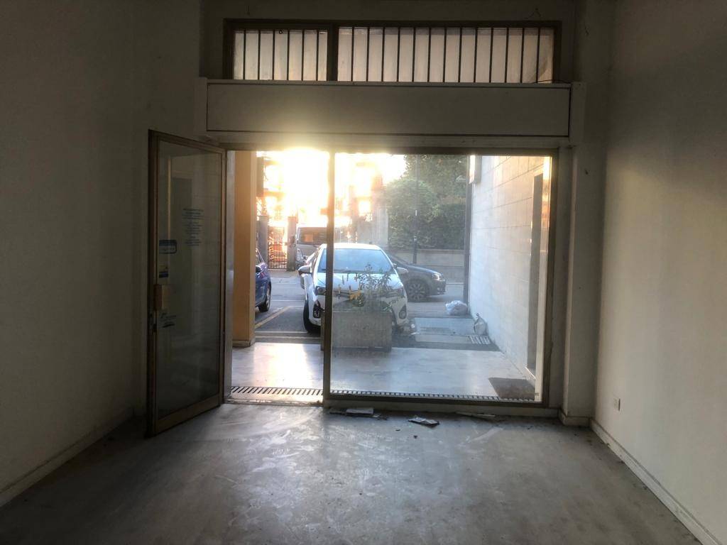 ufficio in affitto a Lecco in zona Chiuso