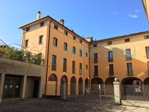villa in affitto a Lecco in zona Castello