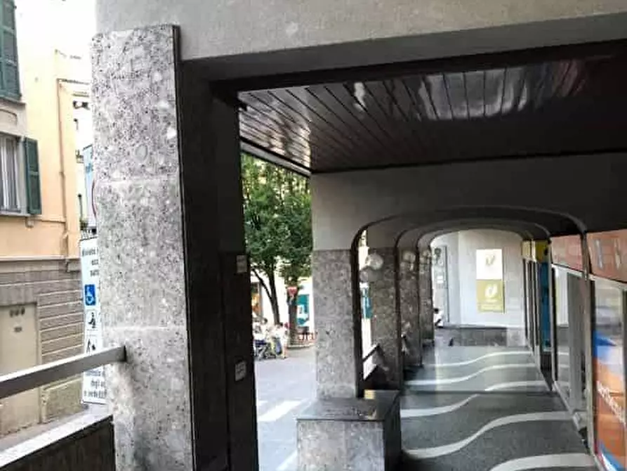 locale commerciale in affitto a Lecco