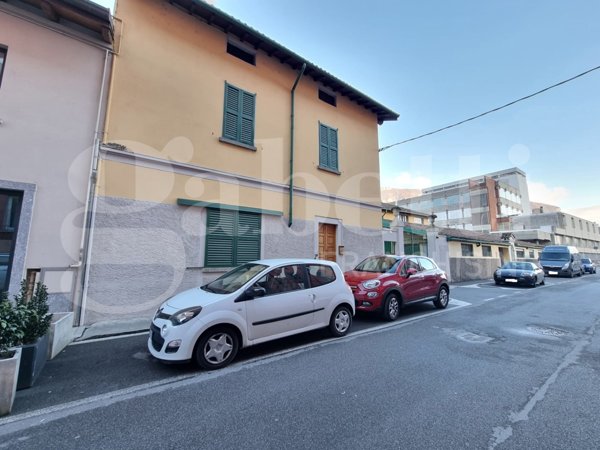 ufficio in affitto a Lecco in zona Pescarenico
