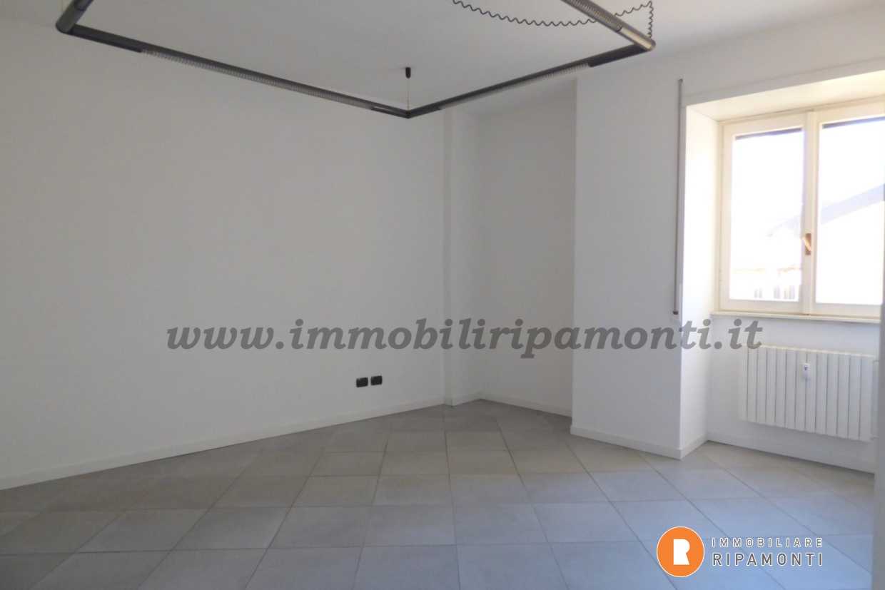 ufficio in affitto a Lecco in zona Lecco Centro