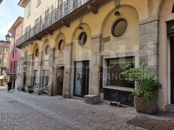 negozio in affitto a Lecco in zona Lecco Centro