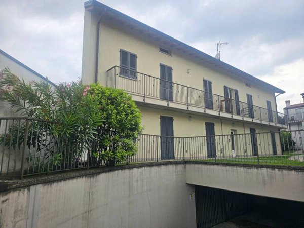 appartamento in affitto a Lecco in zona Maggianico