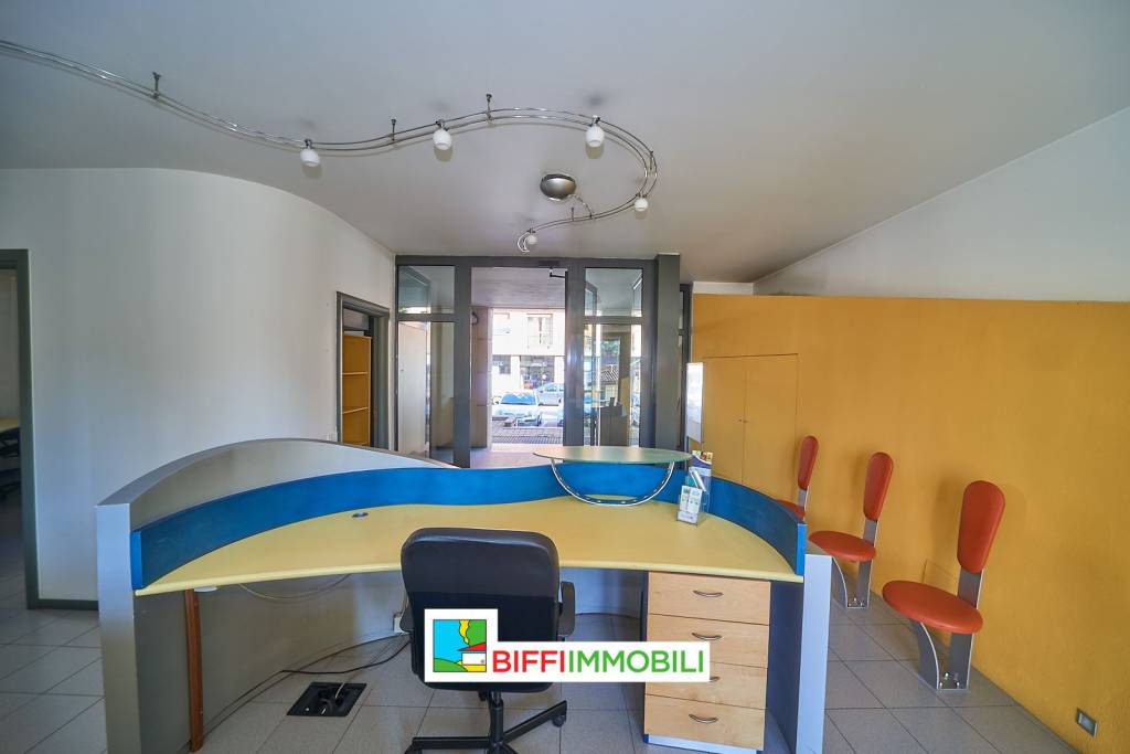 ufficio in affitto a Lecco in zona Castello
