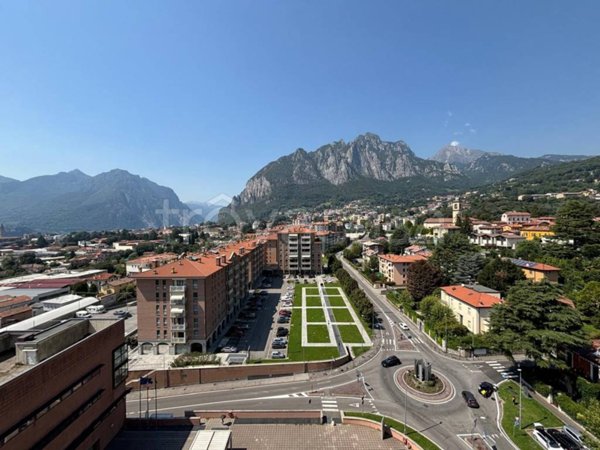 appartamento in affitto a Lecco in zona Acquate