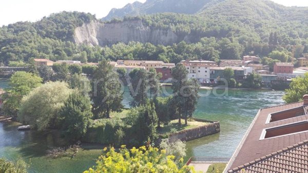 appartamento in affitto a Lecco in zona Pescarenico