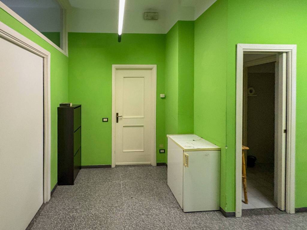 ufficio in affitto a Lecco in zona Maggianico